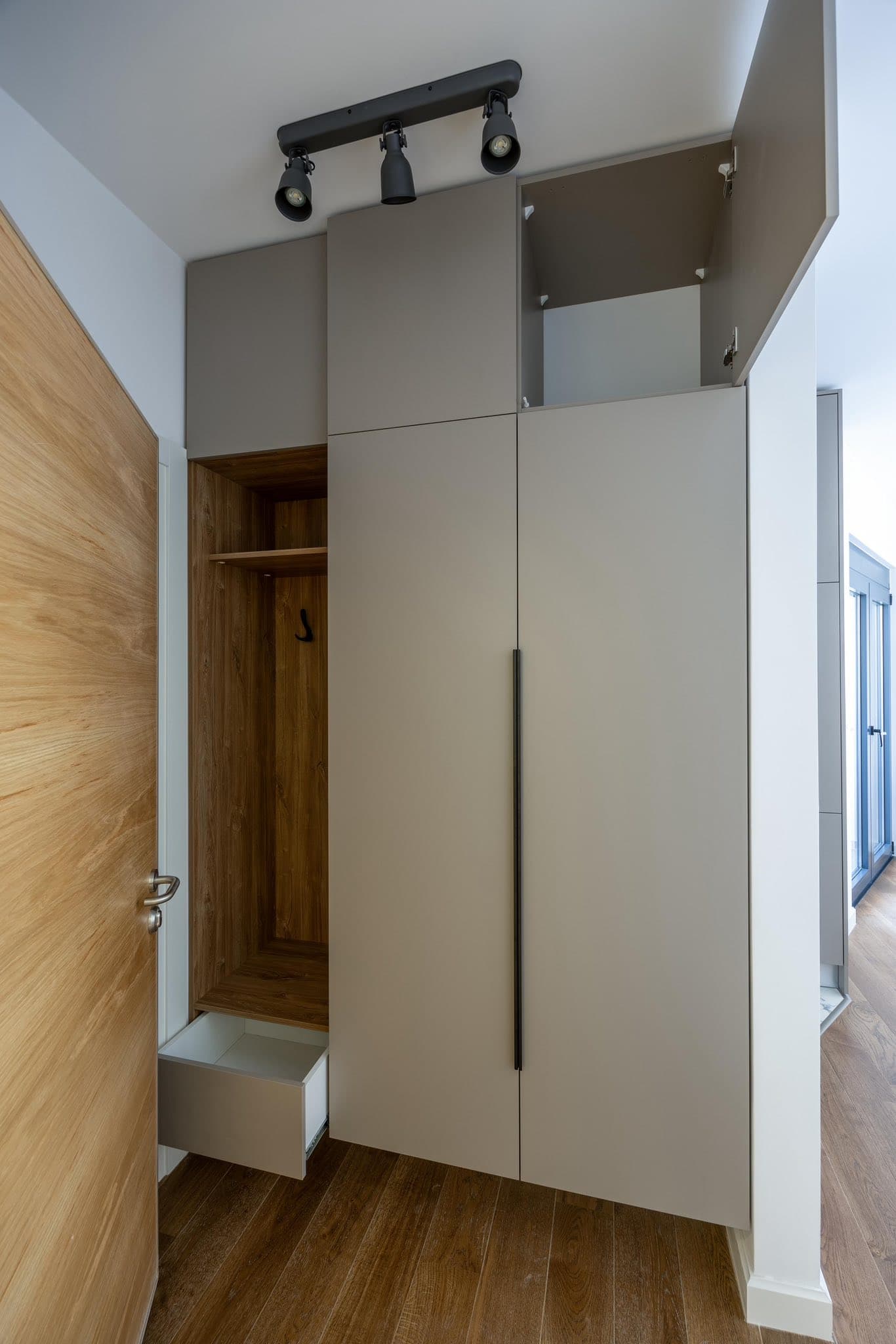 Kompaktni apartman: kuhinja i odlaganje 6