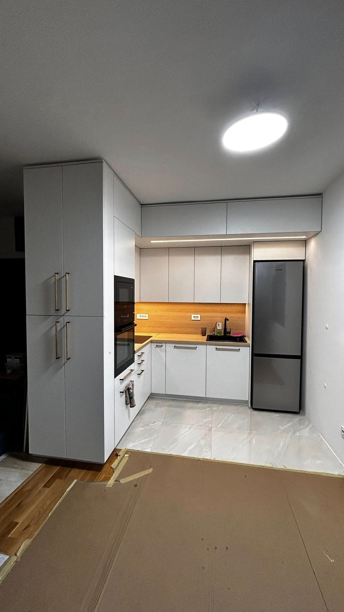 Topli minimalistički apartman 6